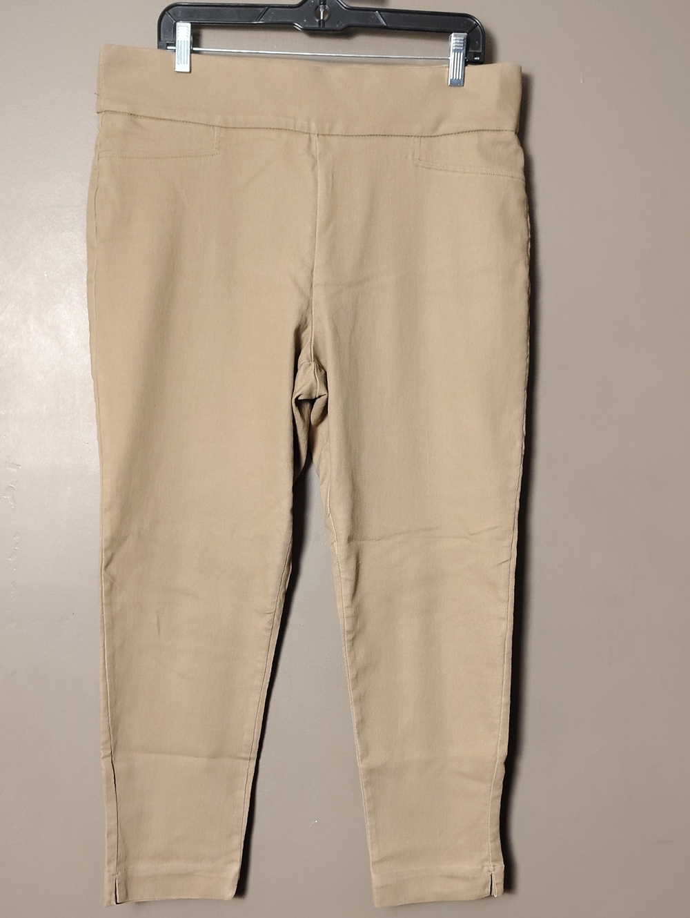St. John's Bay Tan Ankle Pants Size 14